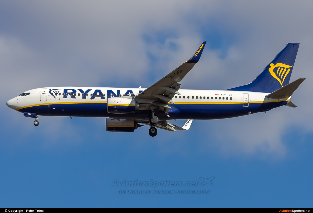 Ryanair  -  737-8AS  (SP-RSO) By Peter Tolnai (ptolnai)