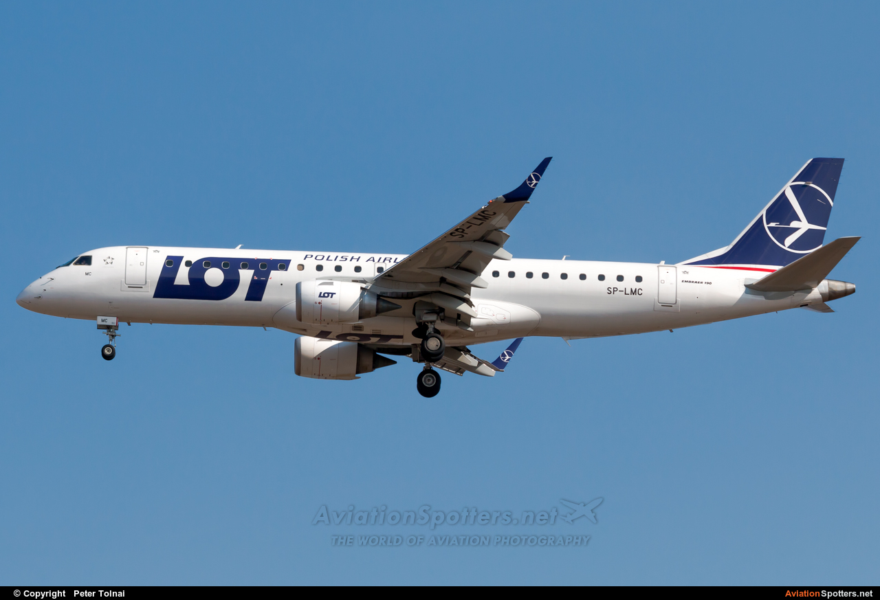 LOT - Polish Airlines  -  190  (SP-LMC) By Peter Tolnai (ptolnai)
