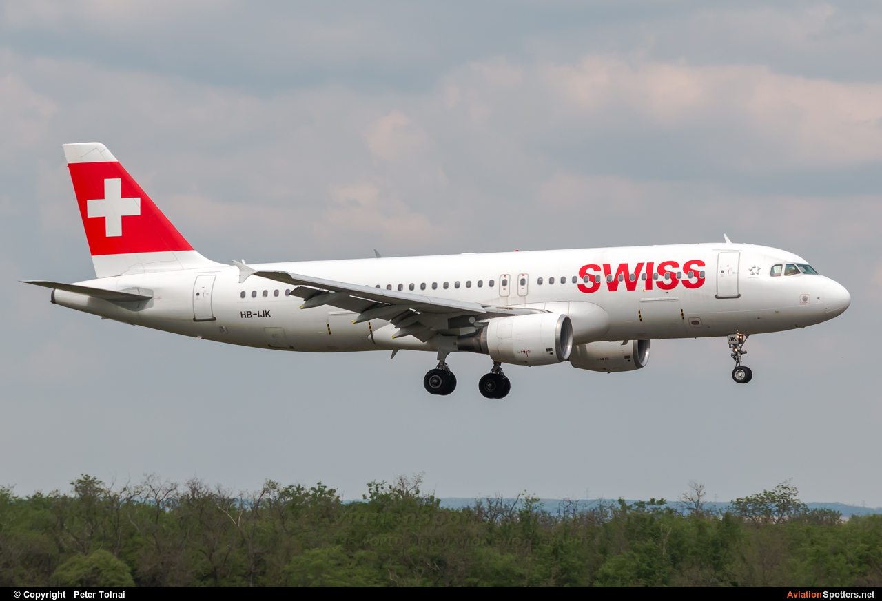 Swiss Airlines  -  A320-214  (HB-IJK) By Peter Tolnai (ptolnai)