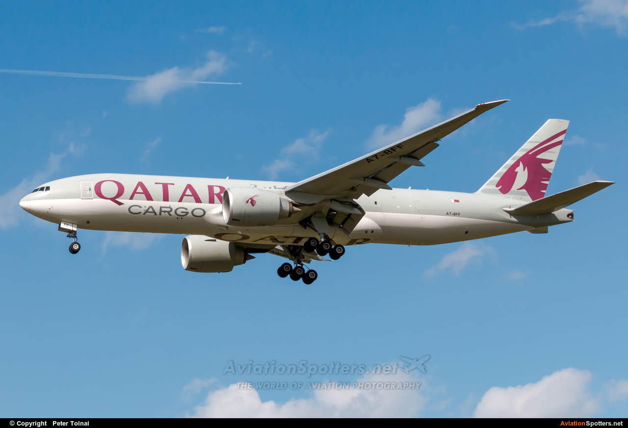 Qatar Airways Cargo  -  777-200F  (A7-BFF) By Peter Tolnai (ptolnai)