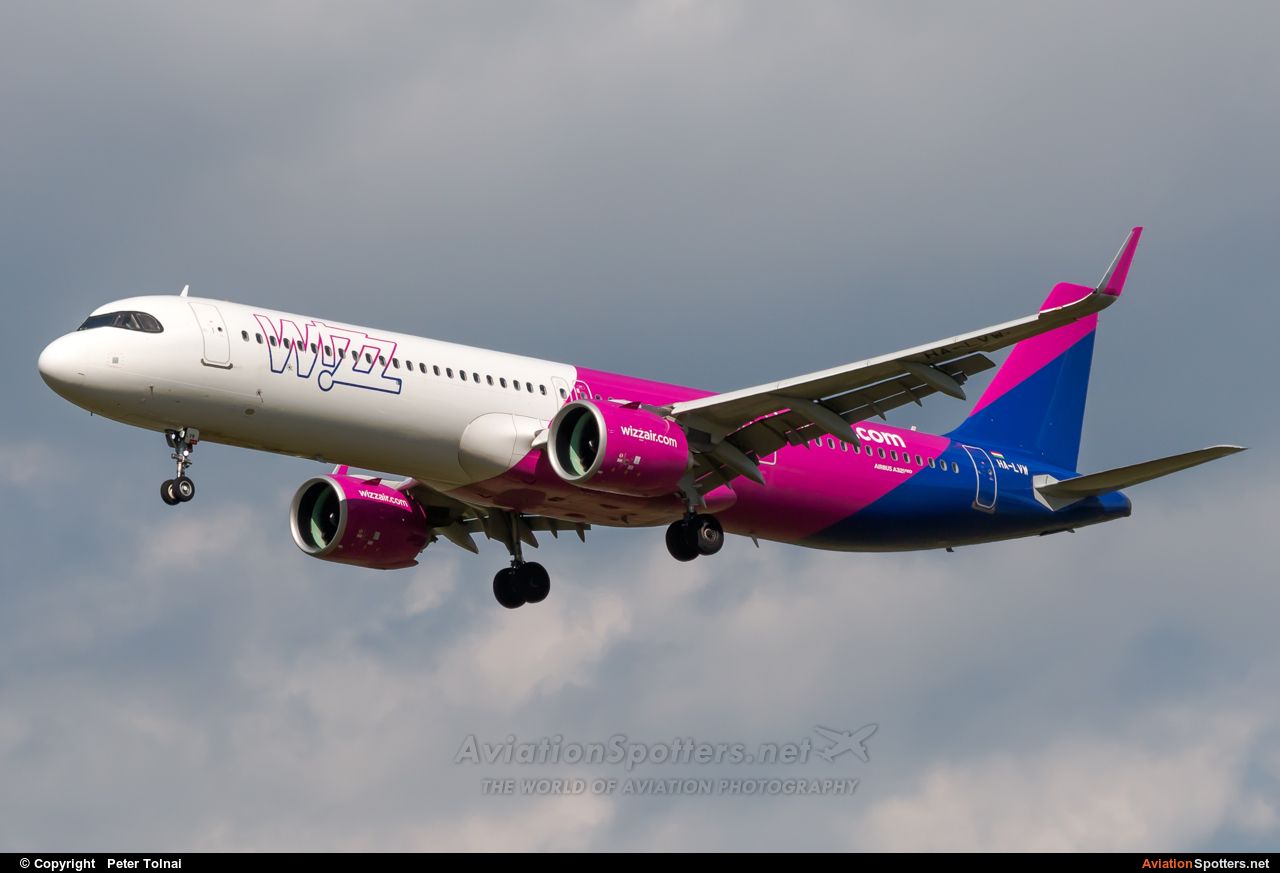 Wizz Air  -  A320-271N  (HA-LVW) By Peter Tolnai (ptolnai)