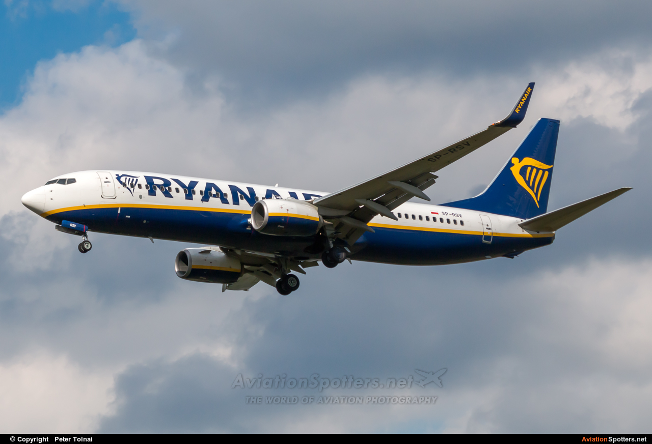 Ryanair  -  737-8AS  (SP-RSV) By Peter Tolnai (ptolnai)