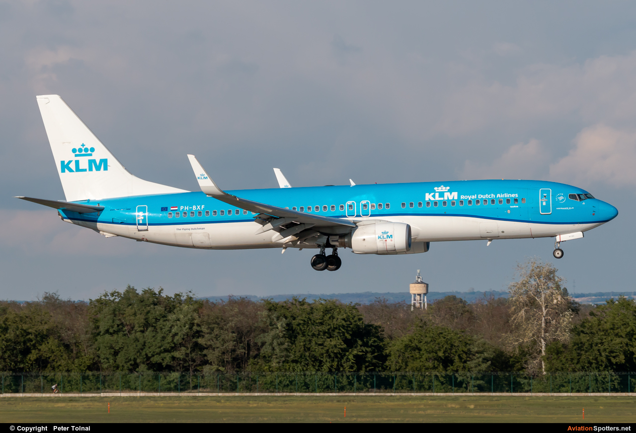 KLM  -  737-800  (PH-BXF) By Peter Tolnai (ptolnai)