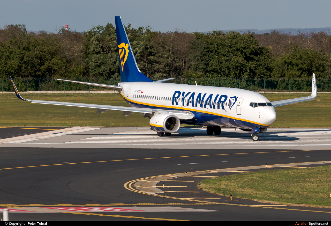 Ryanair  -  737-8AS  (SP-RSS) By Peter Tolnai (ptolnai)