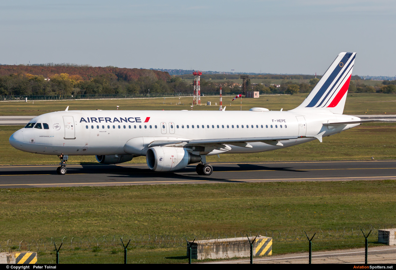Air France  -  A320-214  (F-HEPE) By Peter Tolnai (ptolnai)