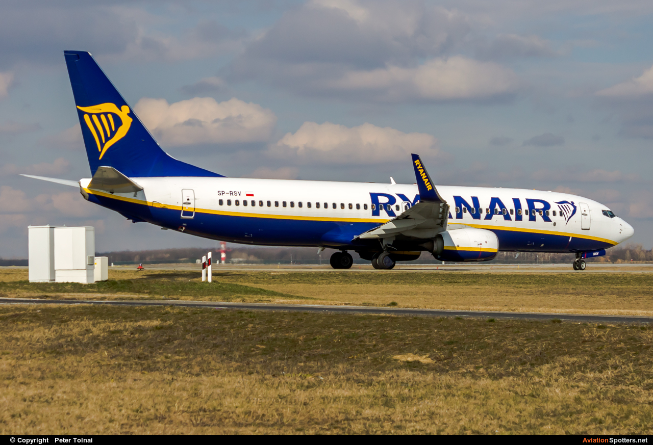 Ryanair  -  737-8AS  (SP-RSV) By Peter Tolnai (ptolnai)