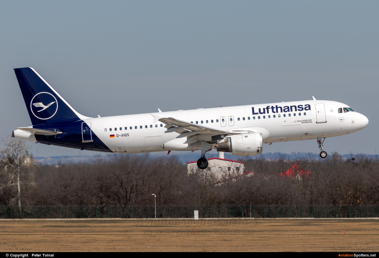 Lufthansa  -  A320-211  (D-AIQS) By Peter Tolnai (ptolnai)