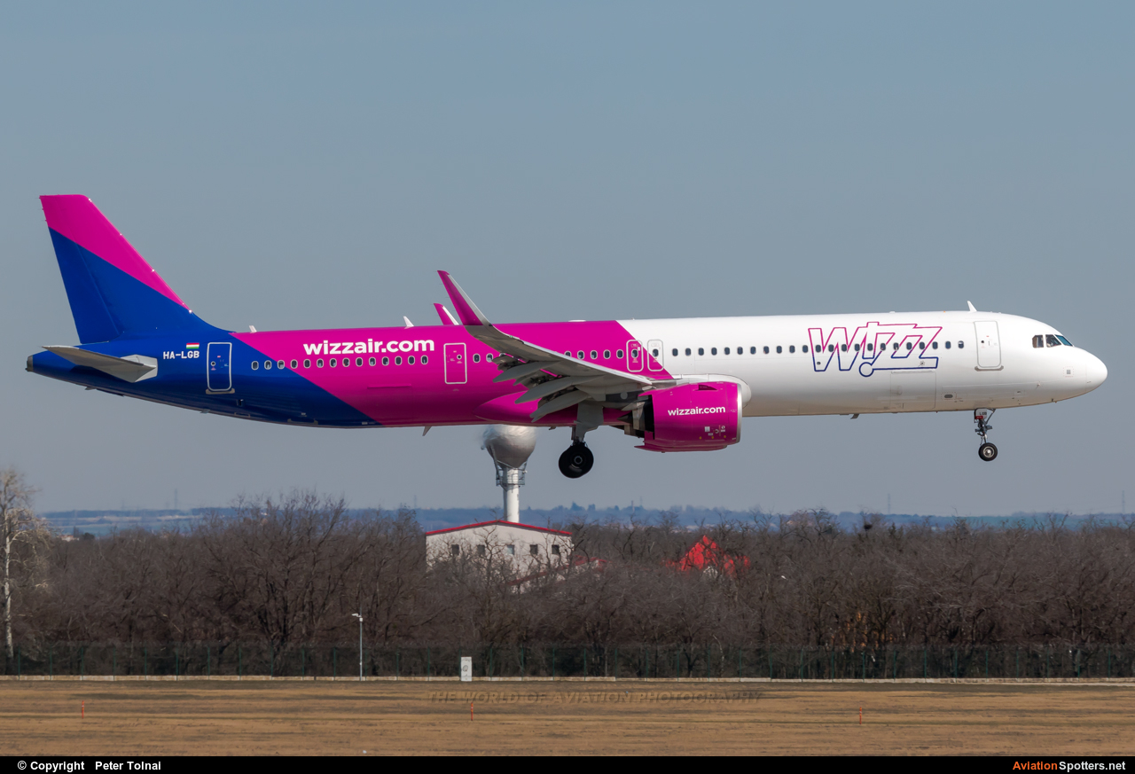 Wizz Air  -  A321  (HA-LGB) By Peter Tolnai (ptolnai)