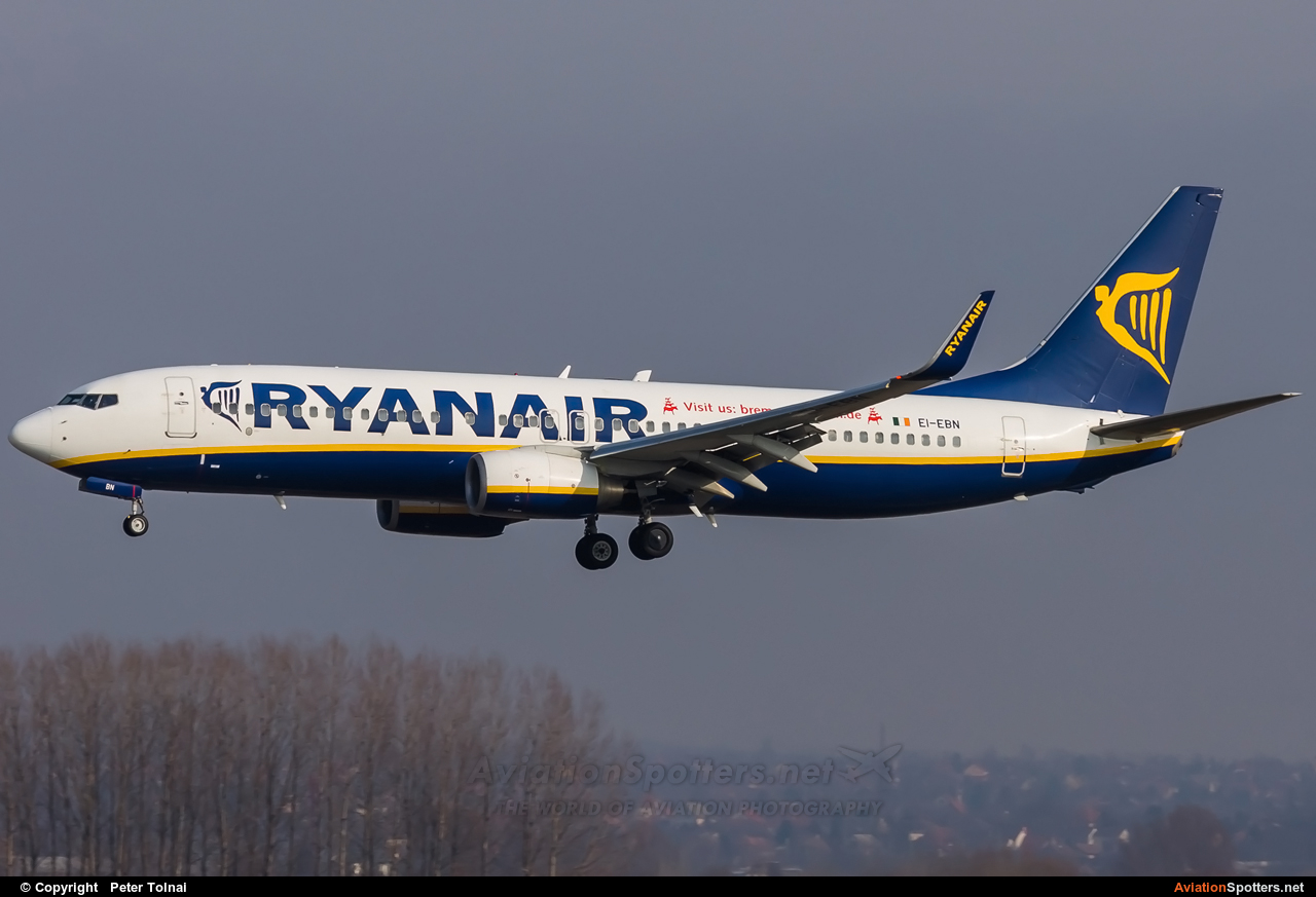 Ryanair  -  737-8AS  (EI-EBN) By Peter Tolnai (ptolnai)