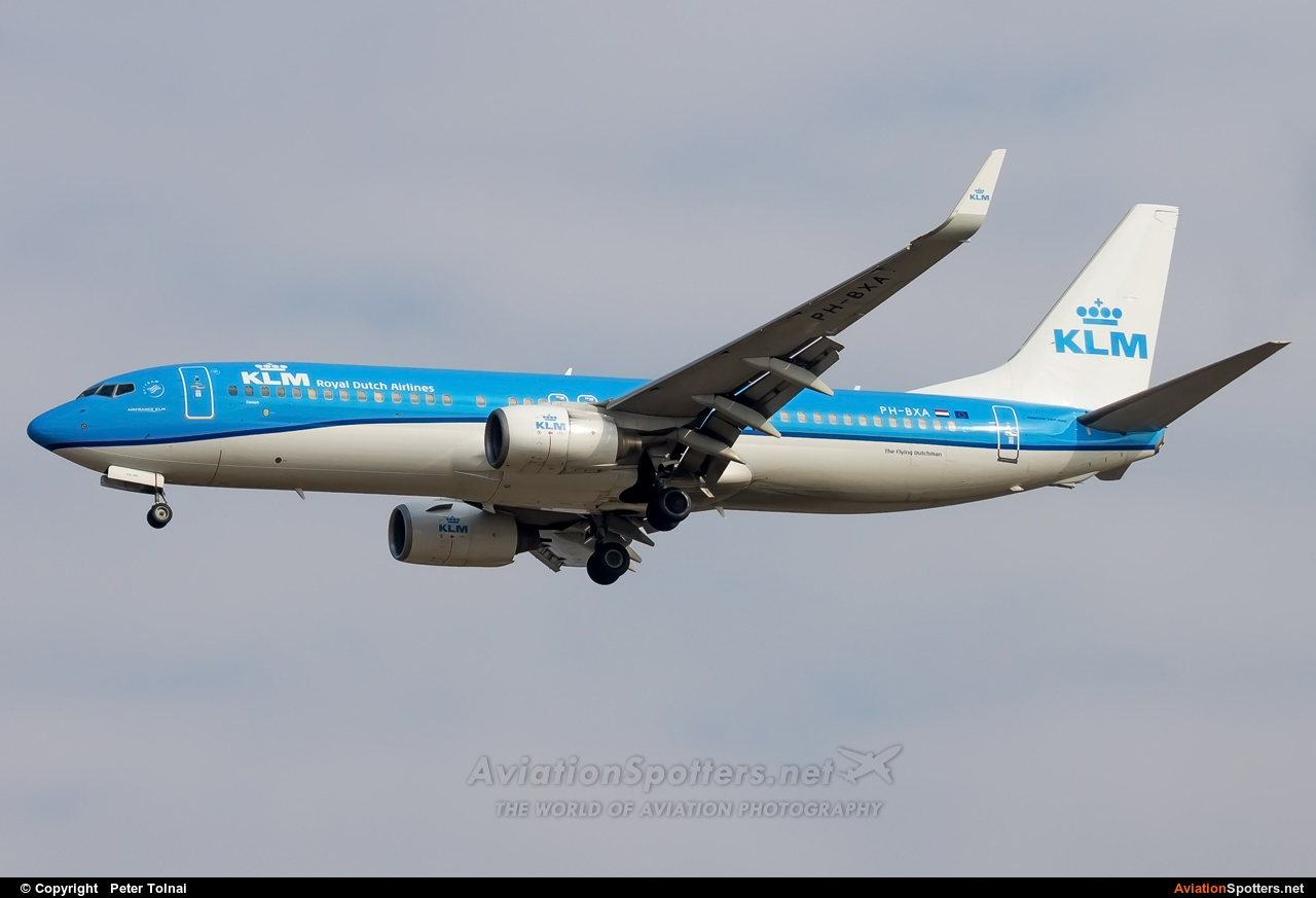 KLM  -  737-800  (PH-BXA) By Peter Tolnai (ptolnai)
