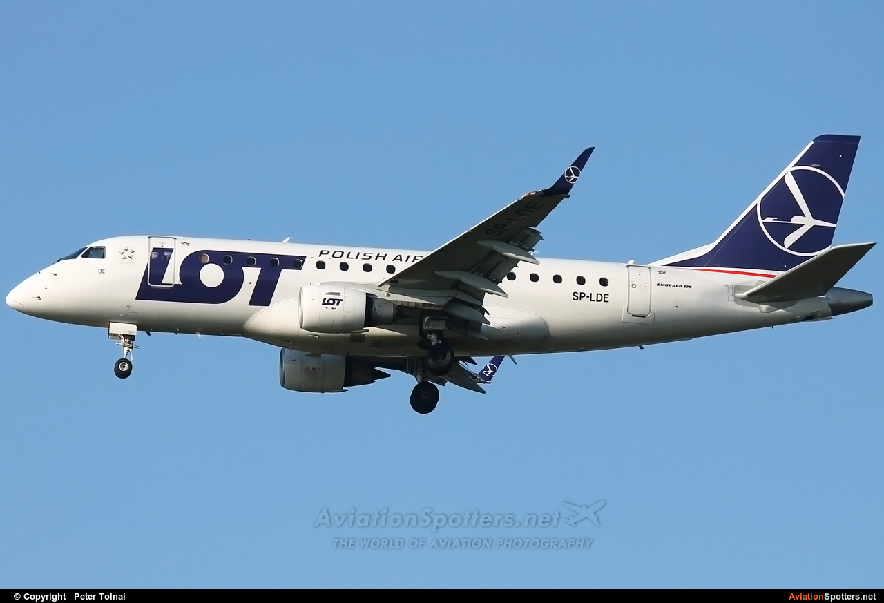 LOT - Polish Airlines  -  170  (SP-LDE) By Peter Tolnai (ptolnai)