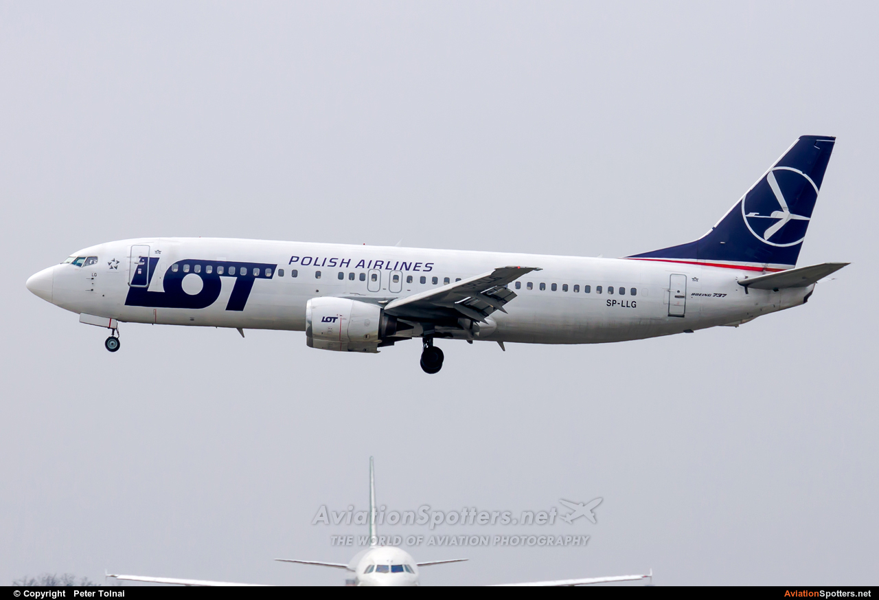 LOT - Polish Airlines  -  737-400  (SP-LLG) By Peter Tolnai (ptolnai)