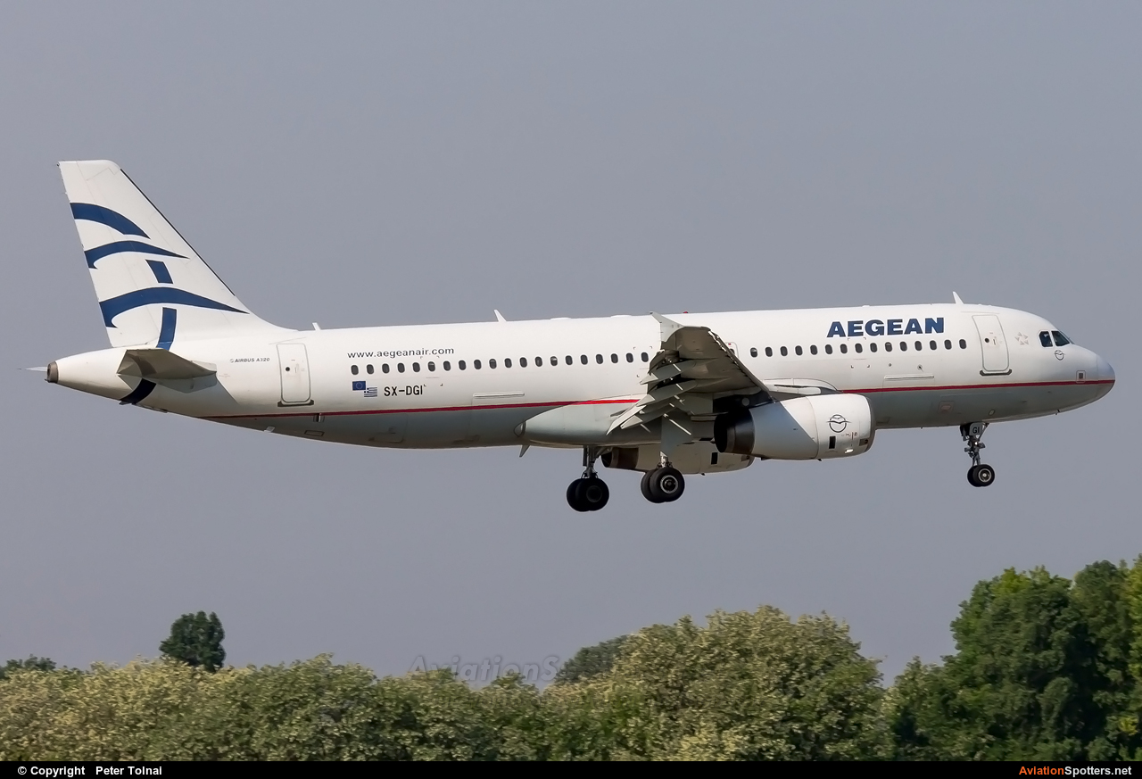 Aegean Airlines  -  A320-232  (SX-DGI) By Peter Tolnai (ptolnai)