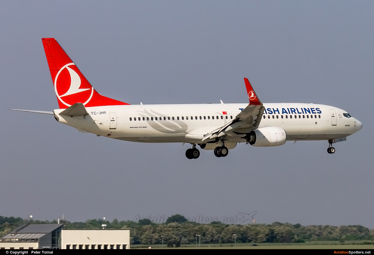 Turkish Airlines  -  737-800  (TC-JHR) By Peter Tolnai (ptolnai)