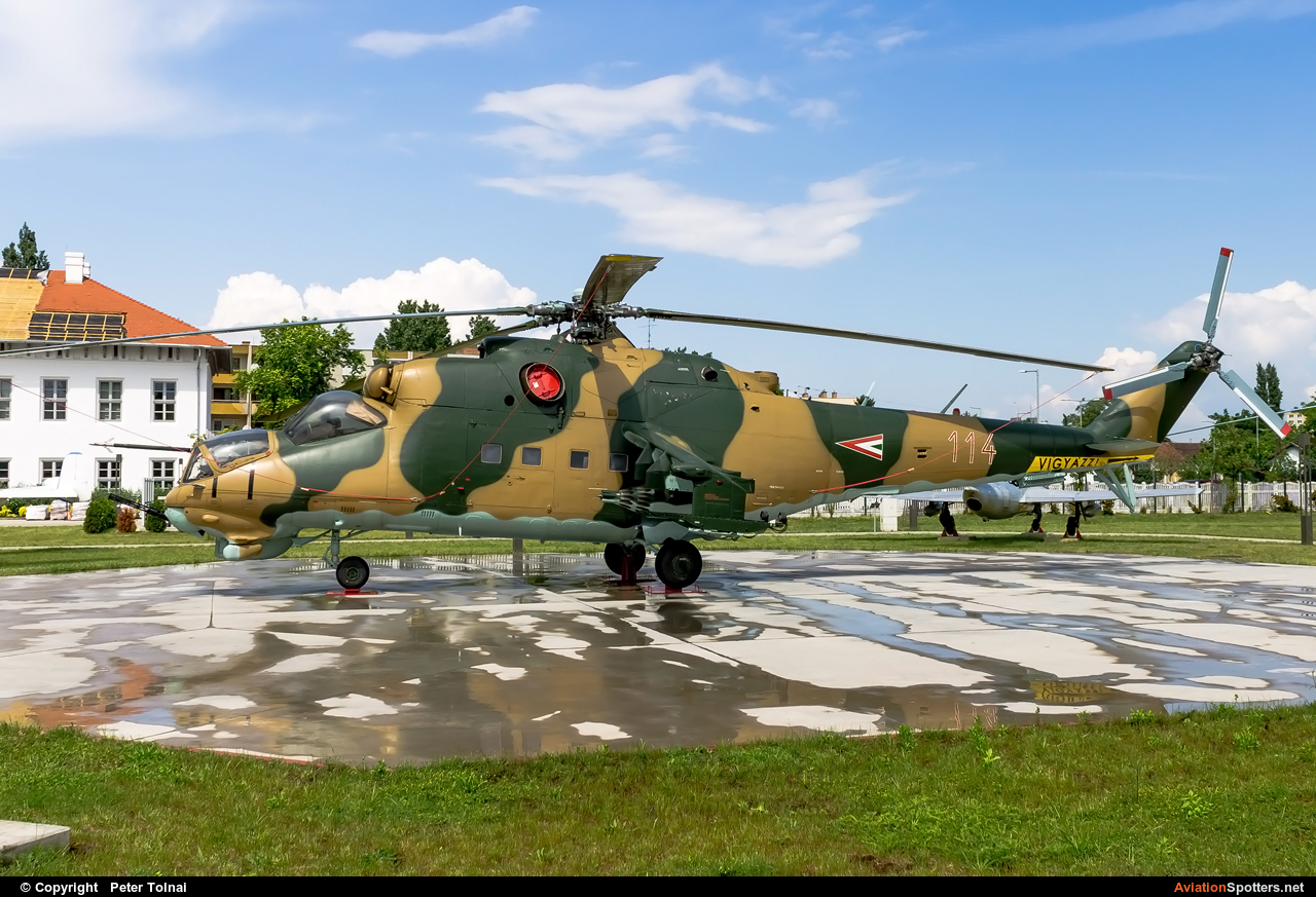 Hungary - Air Force  -  Mi-24D  (114) By Peter Tolnai (ptolnai)