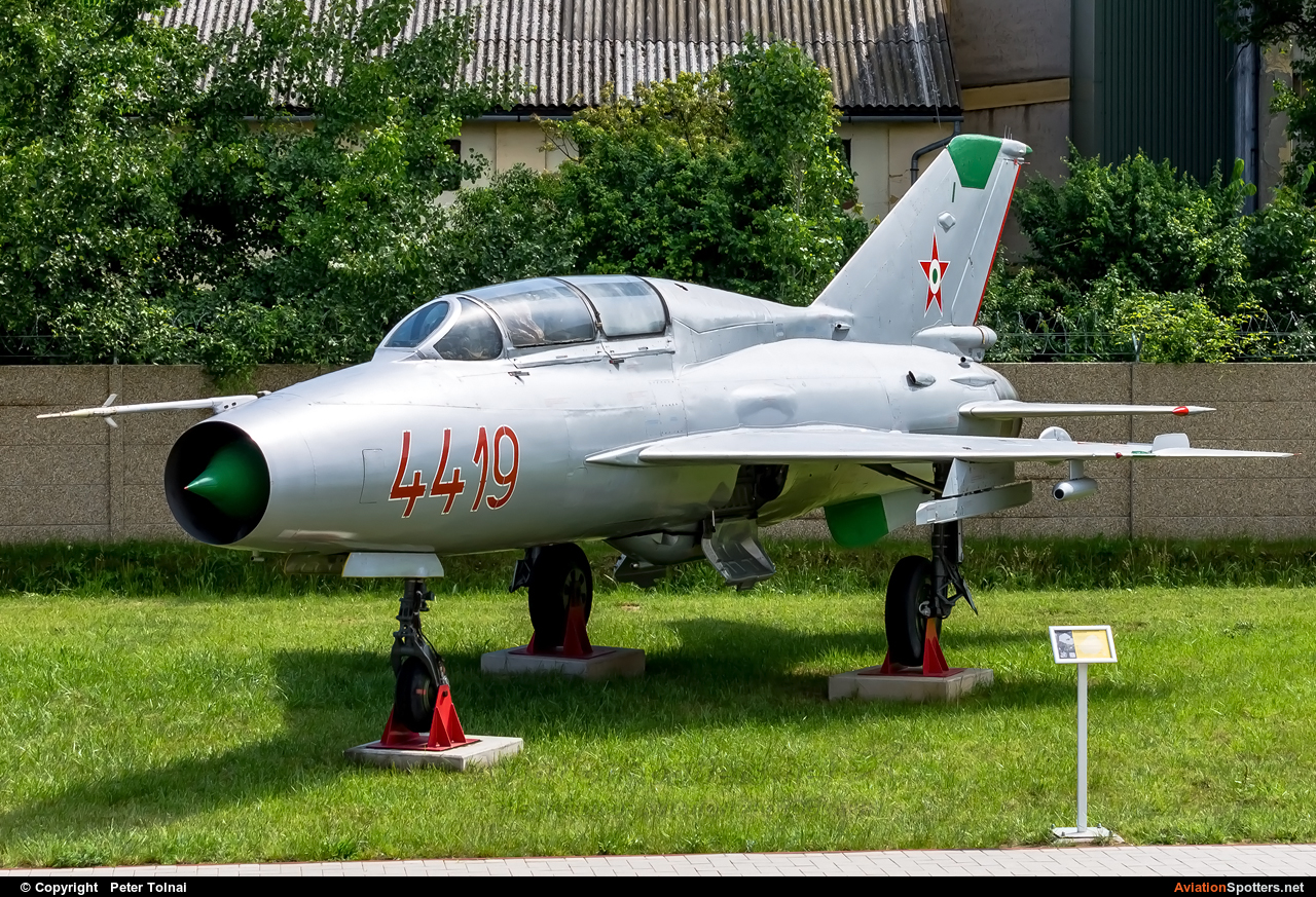 Hungary - Air Force  -  MiG-21UM  (4419) By Peter Tolnai (ptolnai)