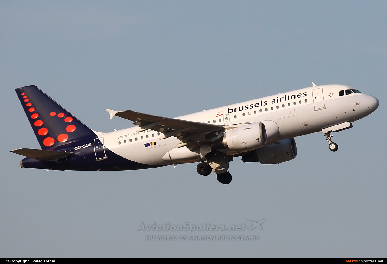 Brussels Airlines  -  A319-112  (OO-SSX) By Peter Tolnai (ptolnai)