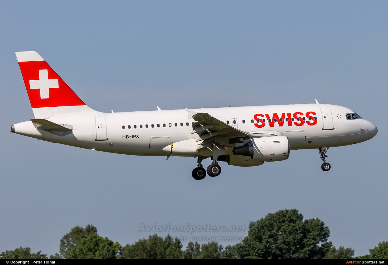 Swiss International  -  A319  (HB-IPX) By Peter Tolnai (ptolnai)