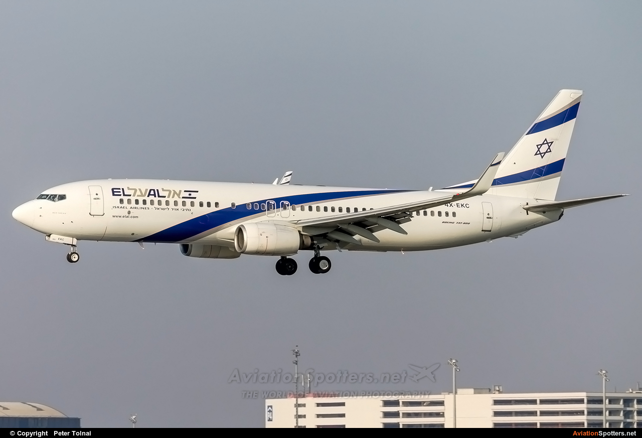El Al Israel Airlines  -  737-700  (4X-EKC) By Peter Tolnai (ptolnai)