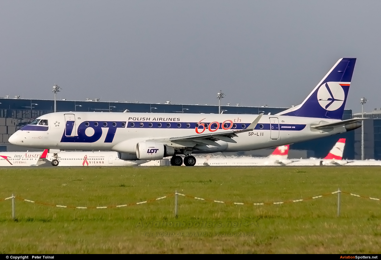 LOT - Polish Airlines  -  175LR  (SP-LII) By Peter Tolnai (ptolnai)