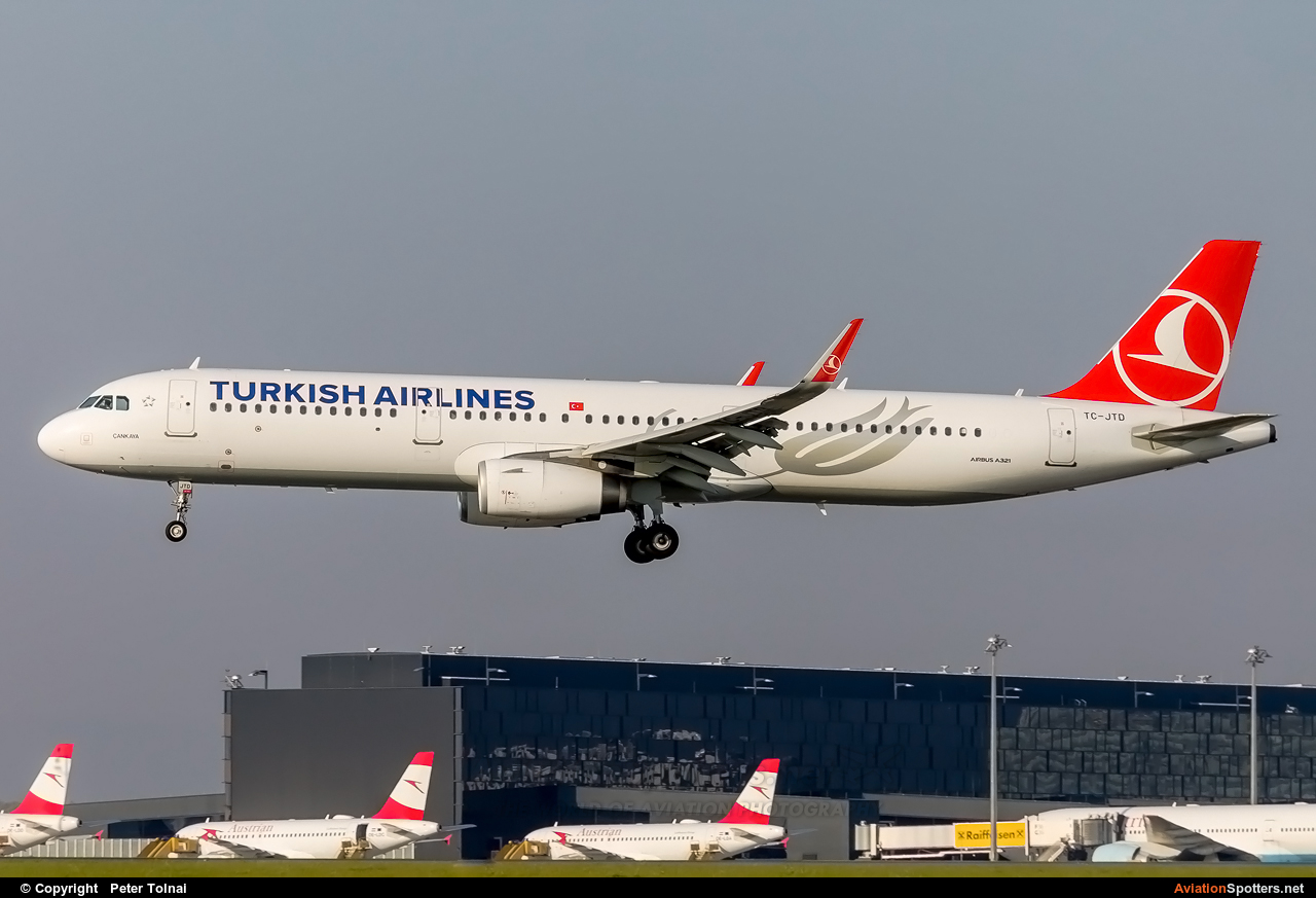 Turkish Airlines  -  A321-231  (TC-JTD) By Peter Tolnai (ptolnai)