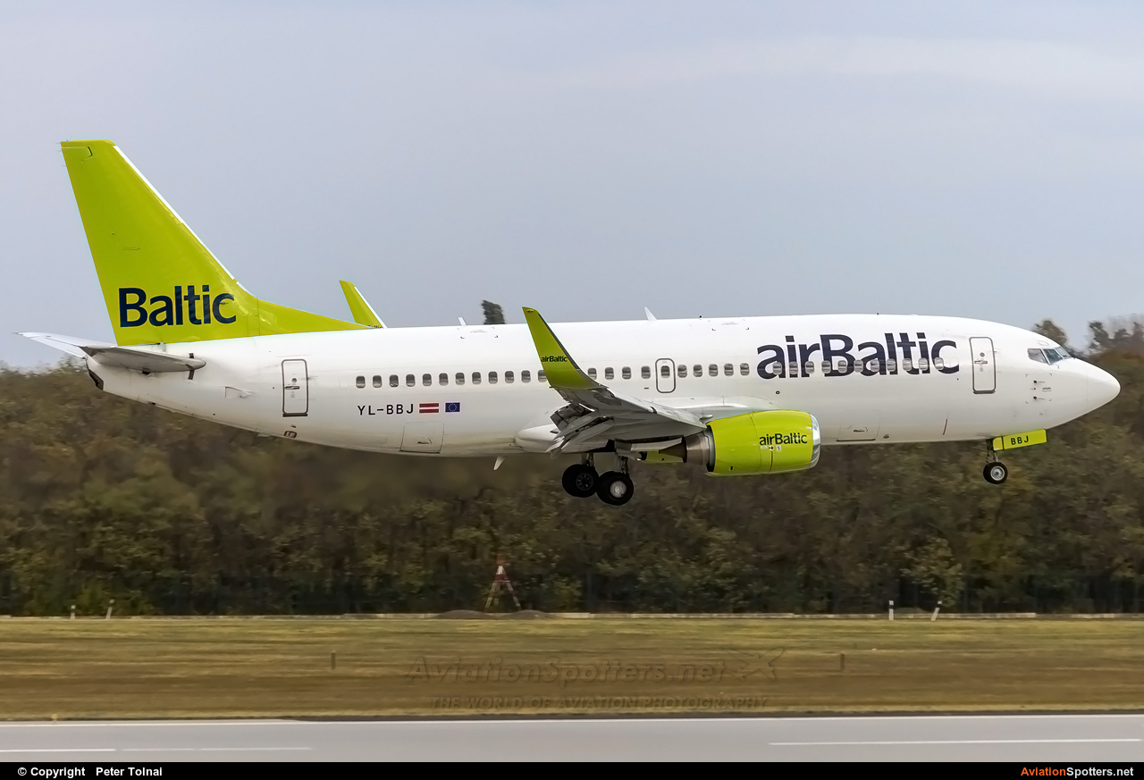 Air Baltic  -  737-300  (YL-BBJ) By Peter Tolnai (ptolnai)