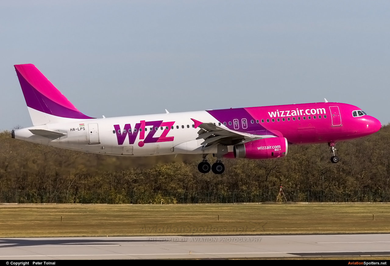 Wizz Air  -  A320  (HA-LPS) By Peter Tolnai (ptolnai)