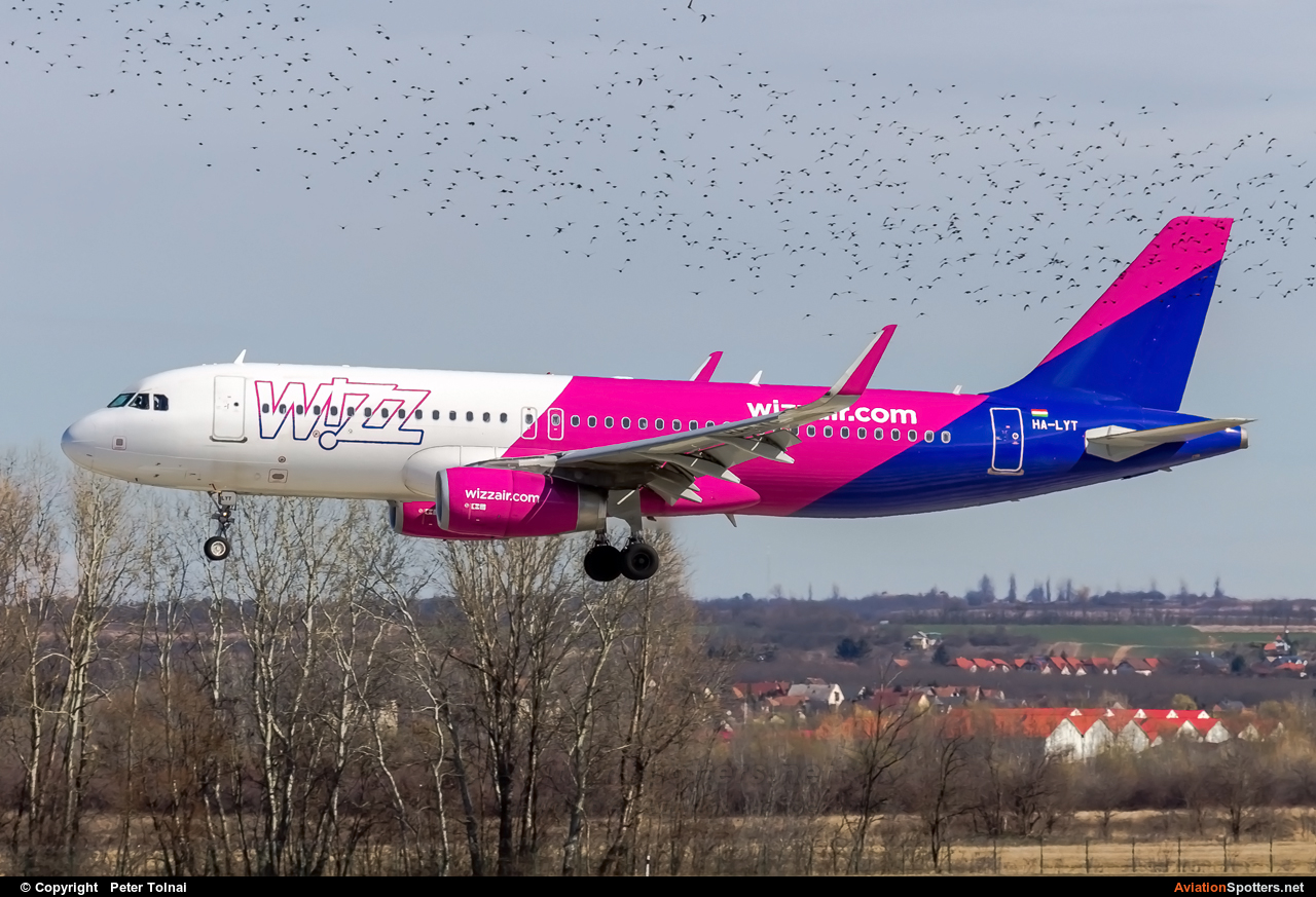 Wizz Air  -  A320-232  (HA-LYT) By Peter Tolnai (ptolnai)