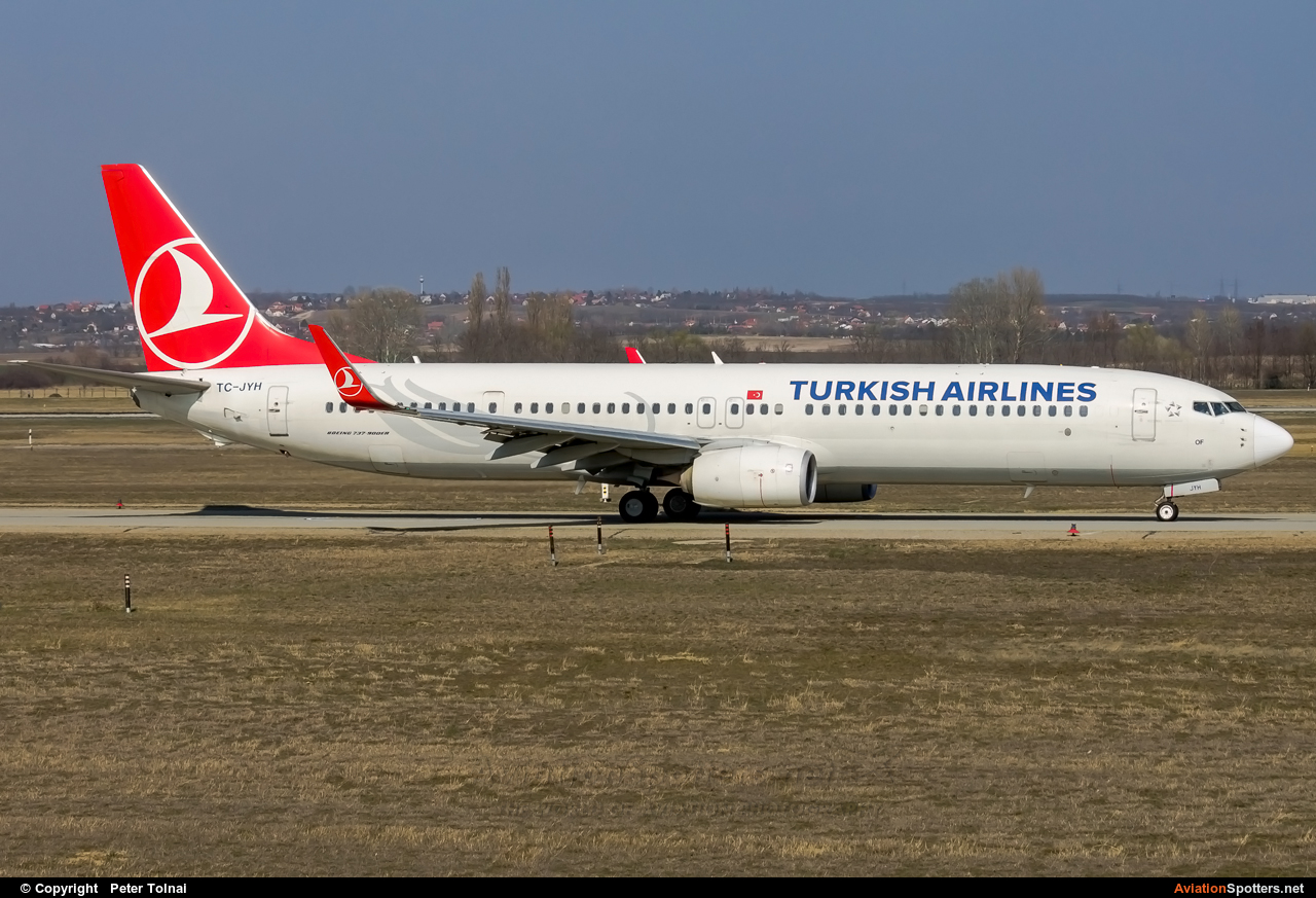 Turkish Airlines  -  737-900ER  (TC-JYH) By Peter Tolnai (ptolnai)