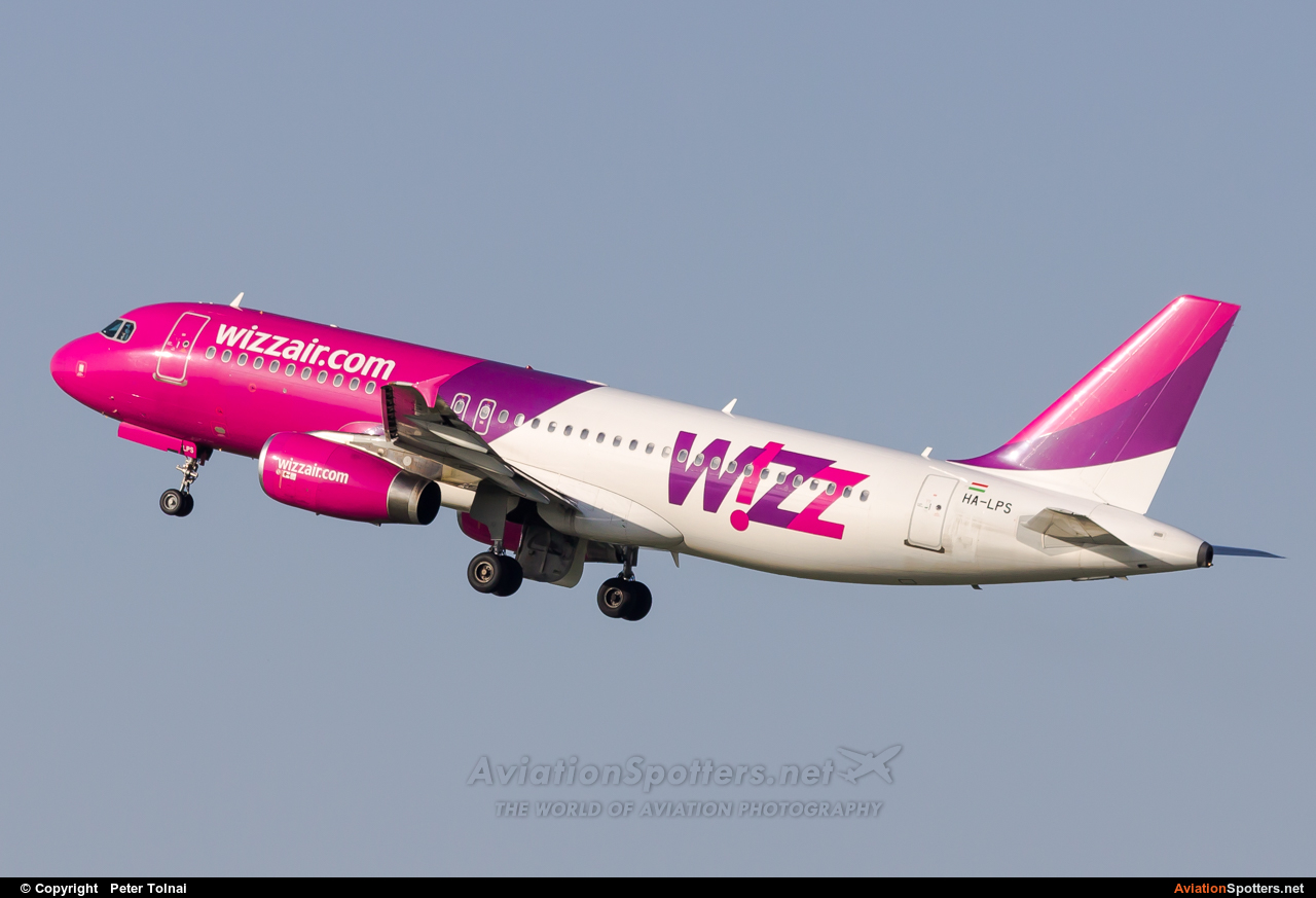 Wizz Air  -  A320  (HA-LPS) By Peter Tolnai (ptolnai)