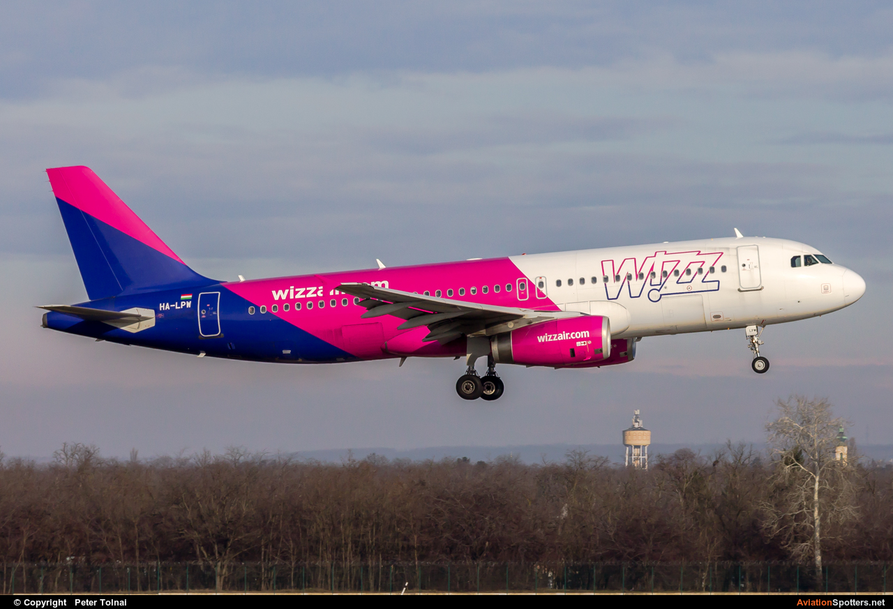 Wizz Air  -  A320-232  (HA-LPW) By Peter Tolnai (ptolnai)