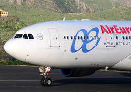 Airbus - A330-200 (EC-KOM) - Manuel EstevezR-(MaferSpotting)