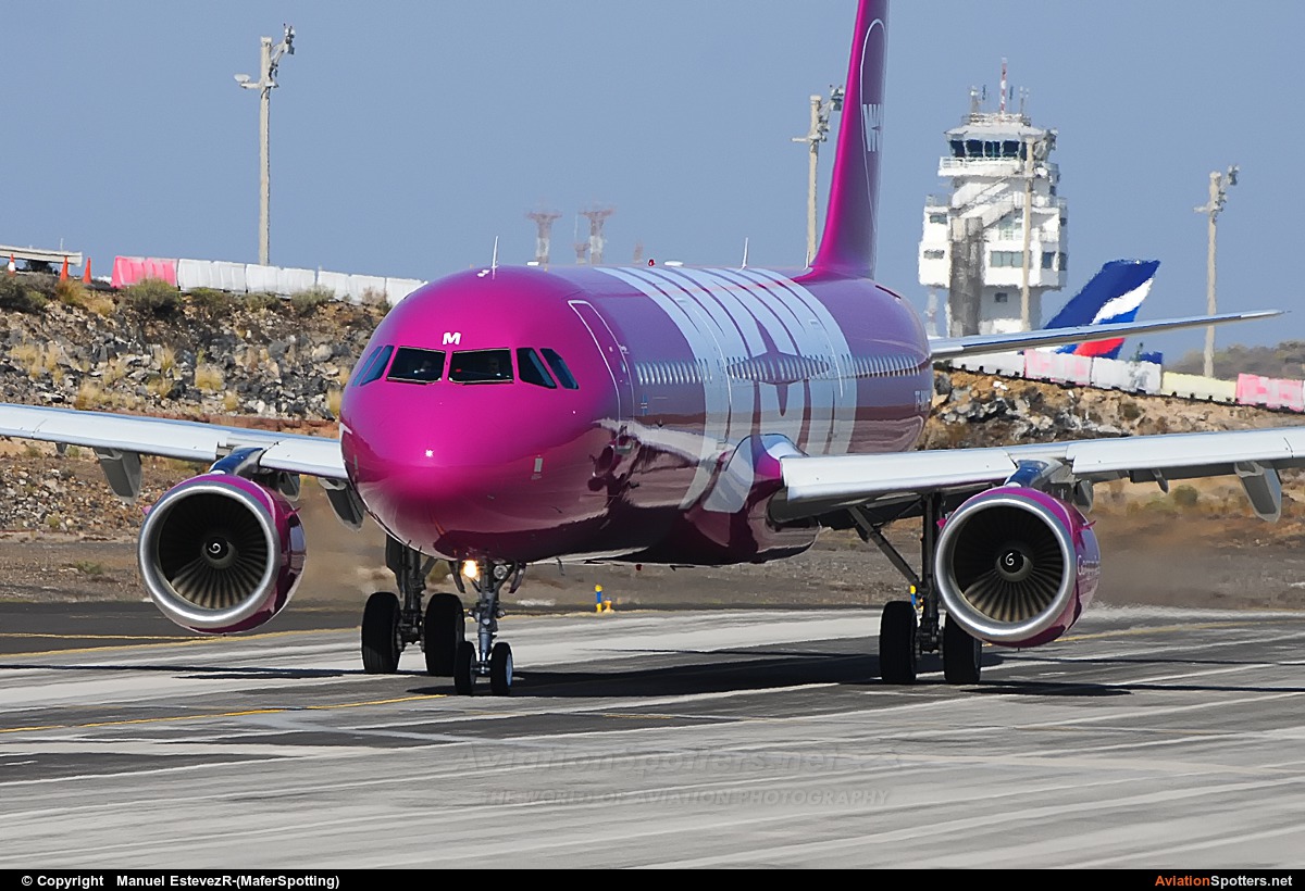 WOW Air  -  A321-211  (TF-MOM) By Manuel EstevezR-(MaferSpotting) (Manuel EstevezR-(MaferSpotting))