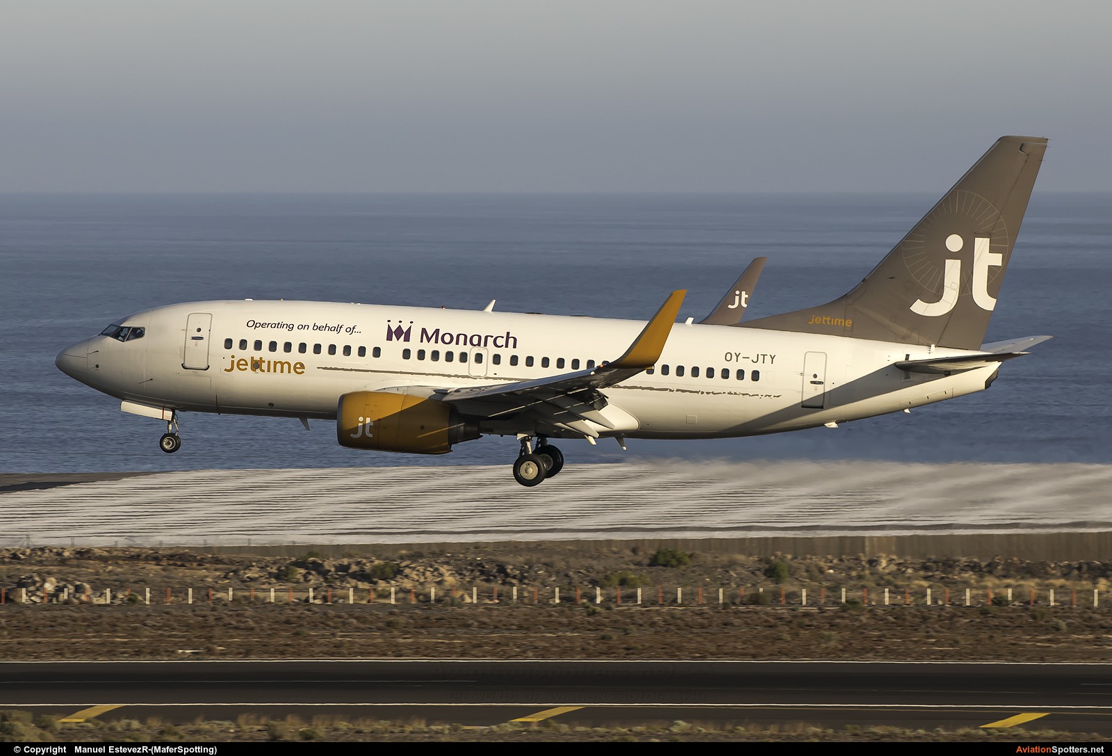 Monarch Airlines  -  737-7Q8  (OY-JTY) By Manuel EstevezR-(MaferSpotting) (Manuel EstevezR-(MaferSpotting))