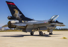 General Dynamics - F-16C Fighting Falcon (90-0011) - AirComunity