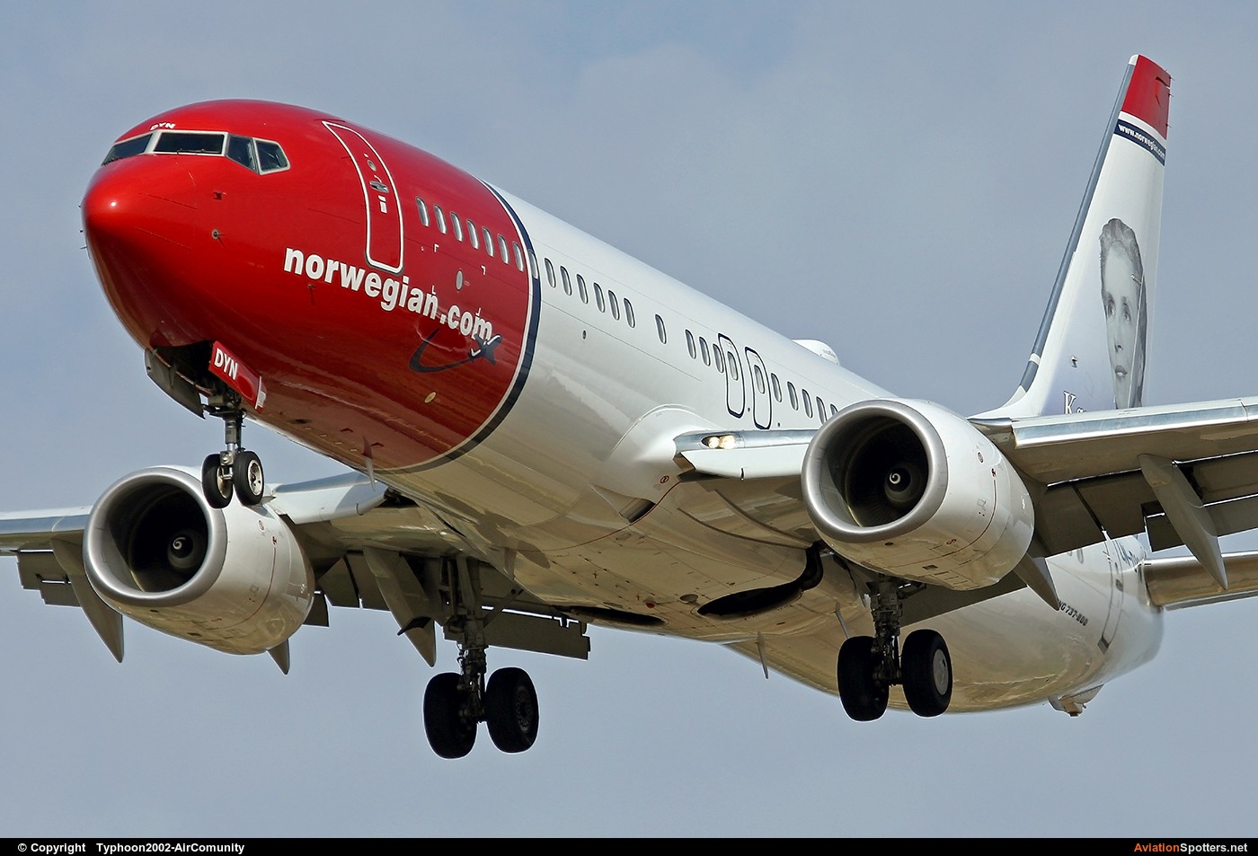 Norwegian Air Shuttle  -  737-800  (LN-DYN) By Typhoon2002-AirComunity (AirComunity)