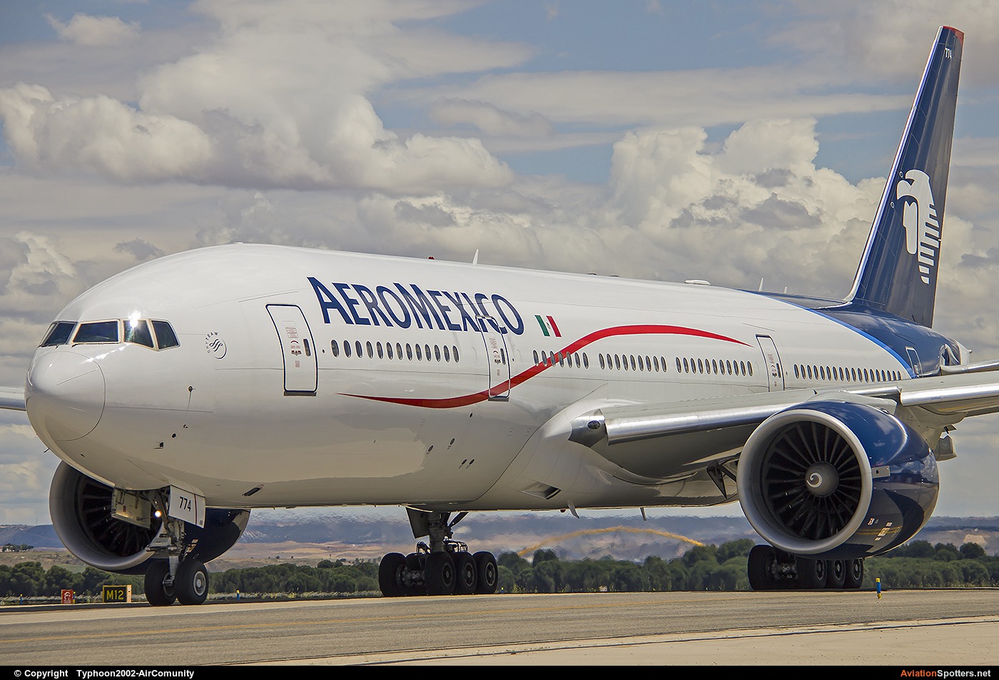 Aeromexico  -  777-200ER  (N774AM) By Typhoon2002-AirComunity (AirComunity)