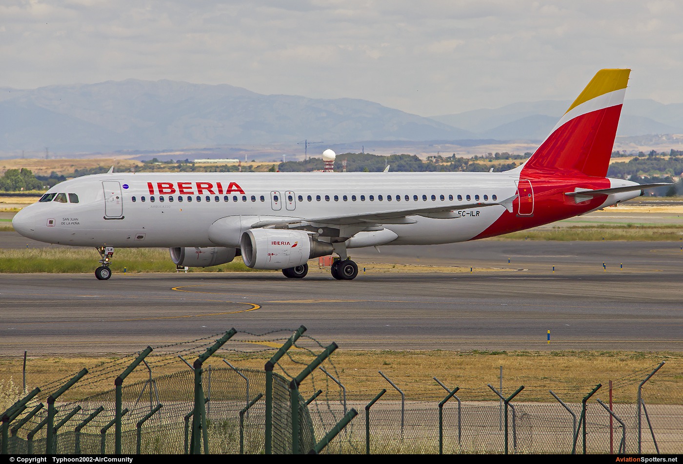 Iberia  -  A320-214  (EC-ILR) By Typhoon2002-AirComunity (AirComunity)