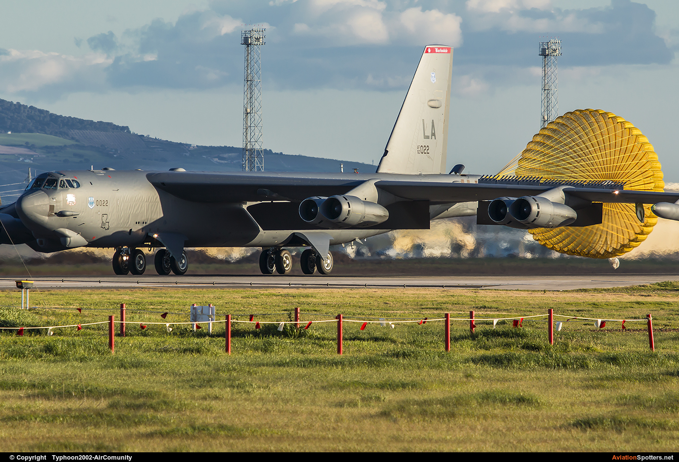 USA - Air Force  -  B-52H Stratofortress  (60-0022) By Typhoon2002-AirComunity (AirComunity)
