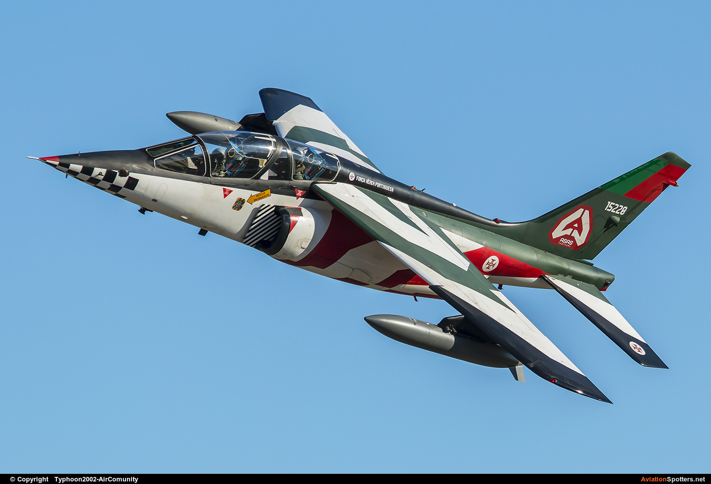Portugal - Air Force  -  Alpha Jet A  (15220) By Typhoon2002-AirComunity (AirComunity)