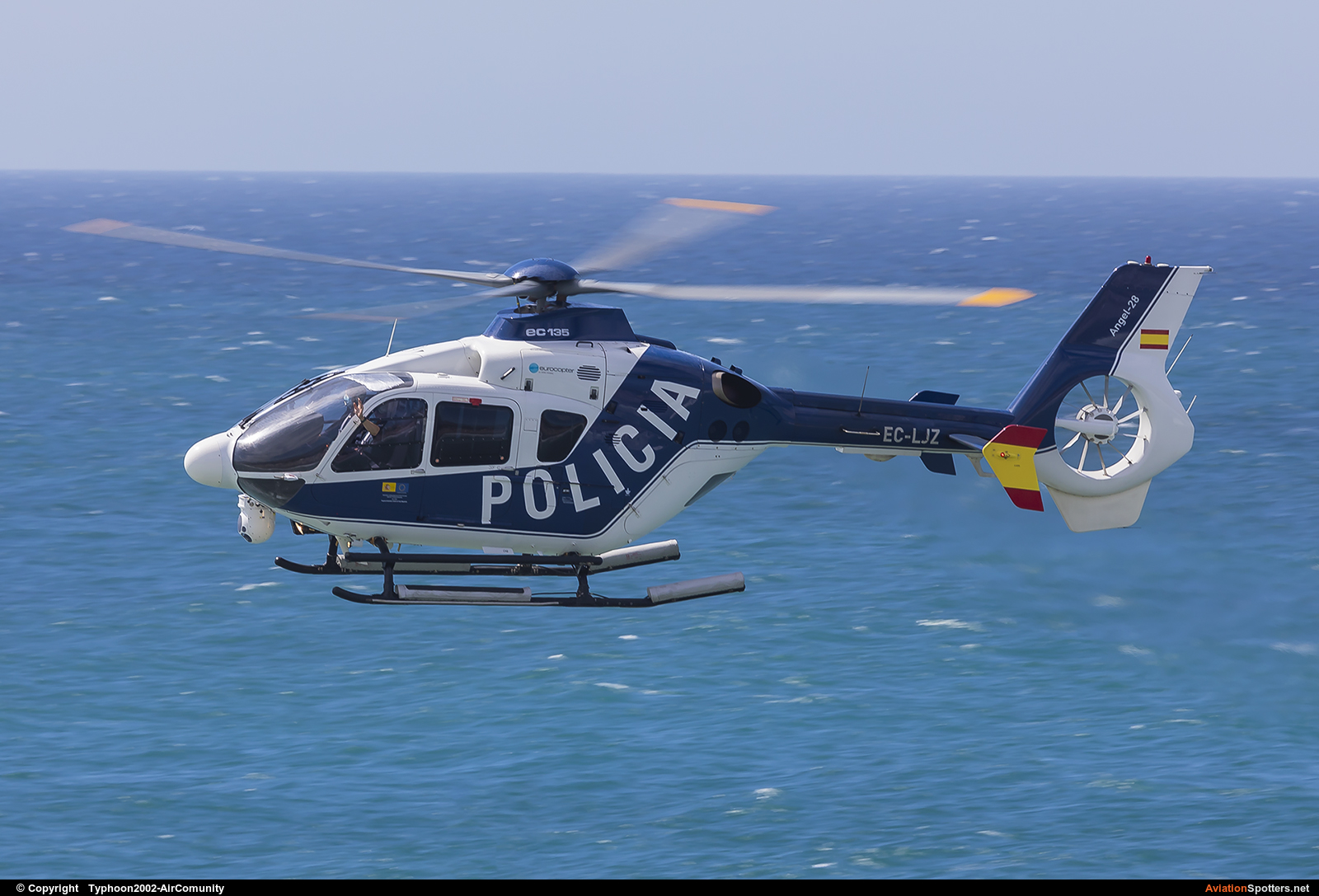 Spain - Police  -  EC135 (all models)  (EC-LJZ) By Typhoon2002-AirComunity (AirComunity)
