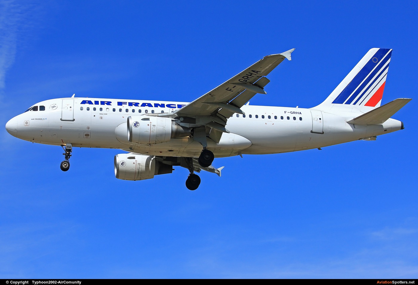 Air France  -  A319-111  (F-GRHA) By Typhoon2002-AirComunity (AirComunity)