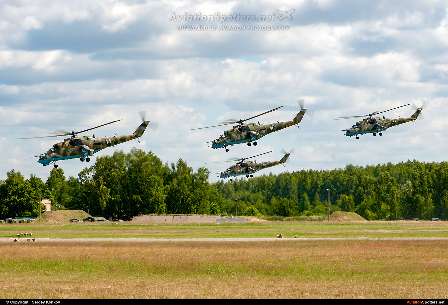 Belarus - Air Force  -  Mi-24P  (14) By Sergey Konkov (Сергей Коньков)