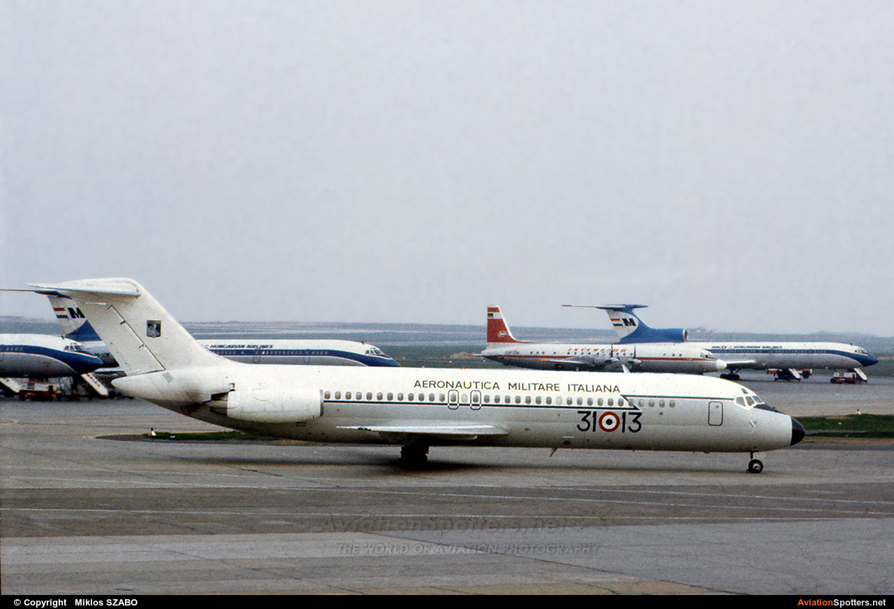 Italy - Air Force  -  DC-9  (MM62013) By Miklos SZABO (mehesz)