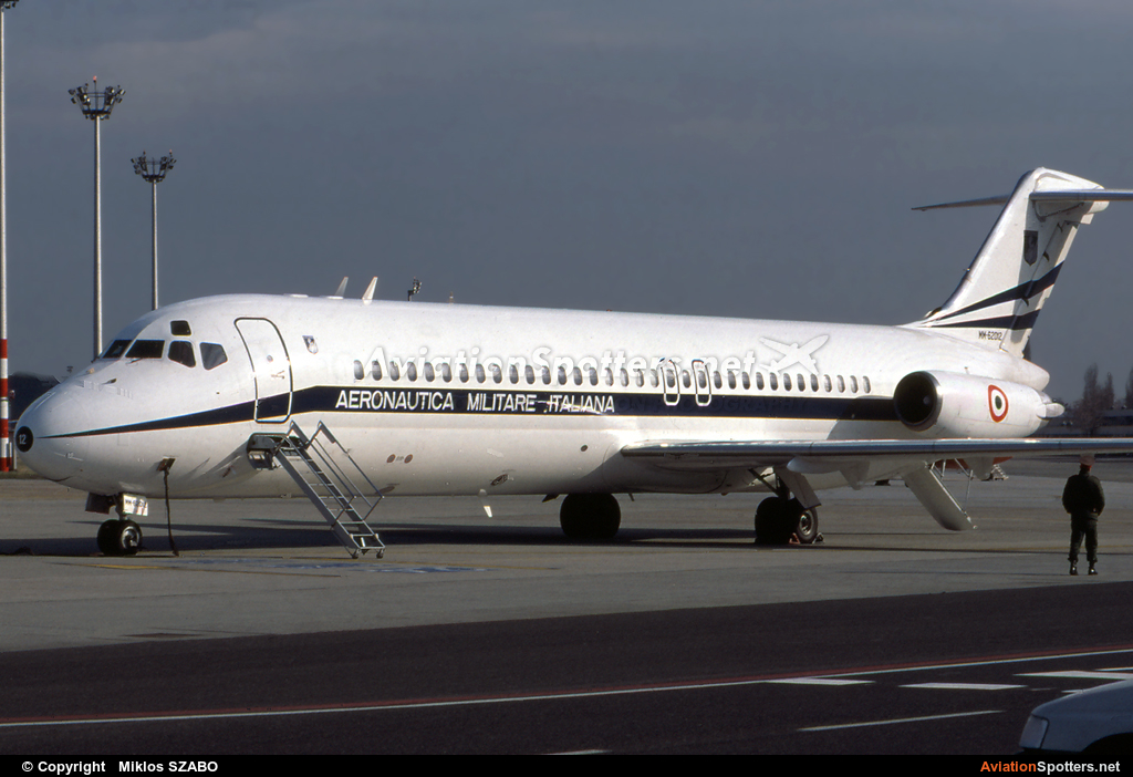 Italy - Air Force  -  DC-9  (MM62012) By Miklos SZABO (mehesz)