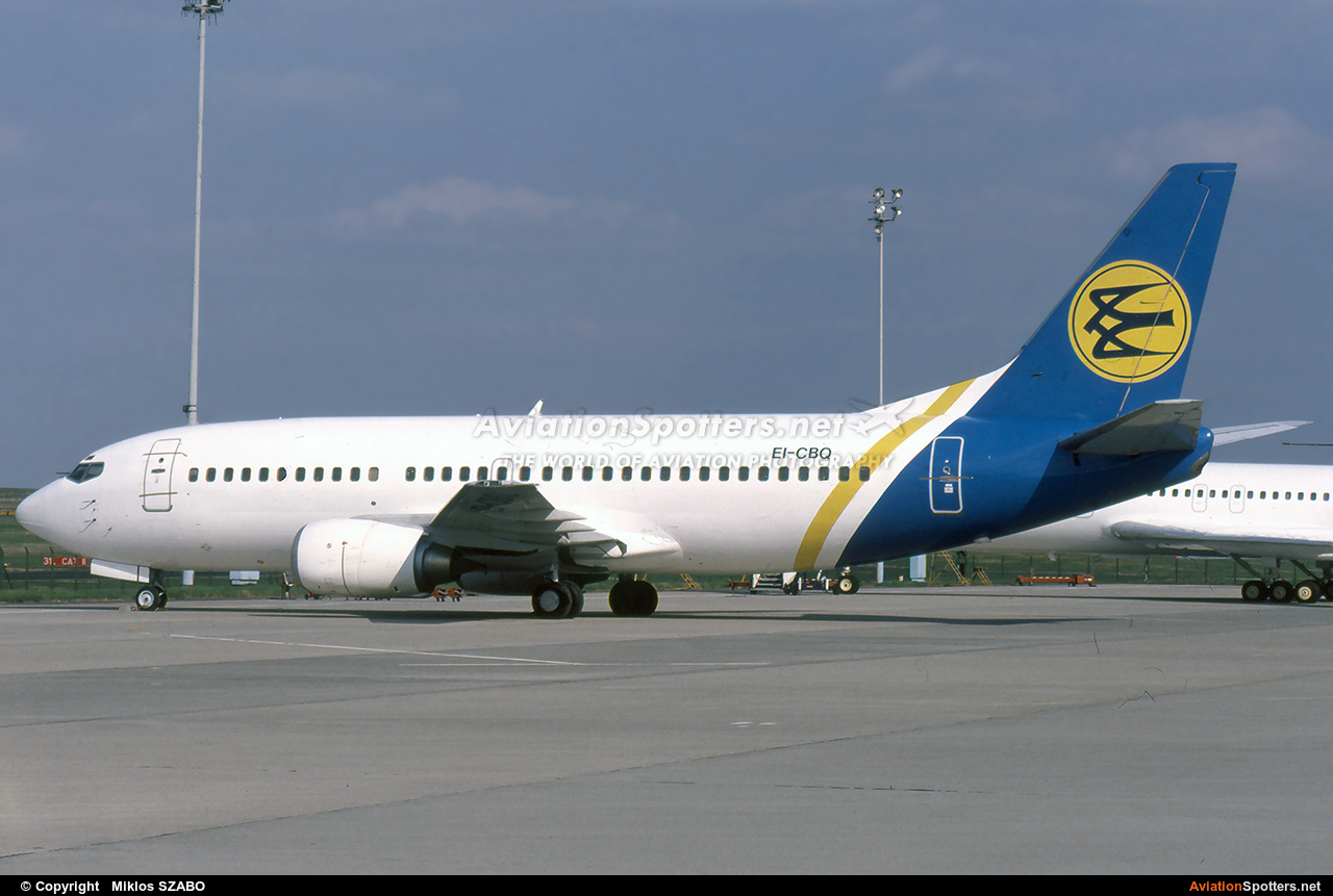 Ukraine International Airlines  -  737-300  (EI-CBQ) By Miklos SZABO (mehesz)
