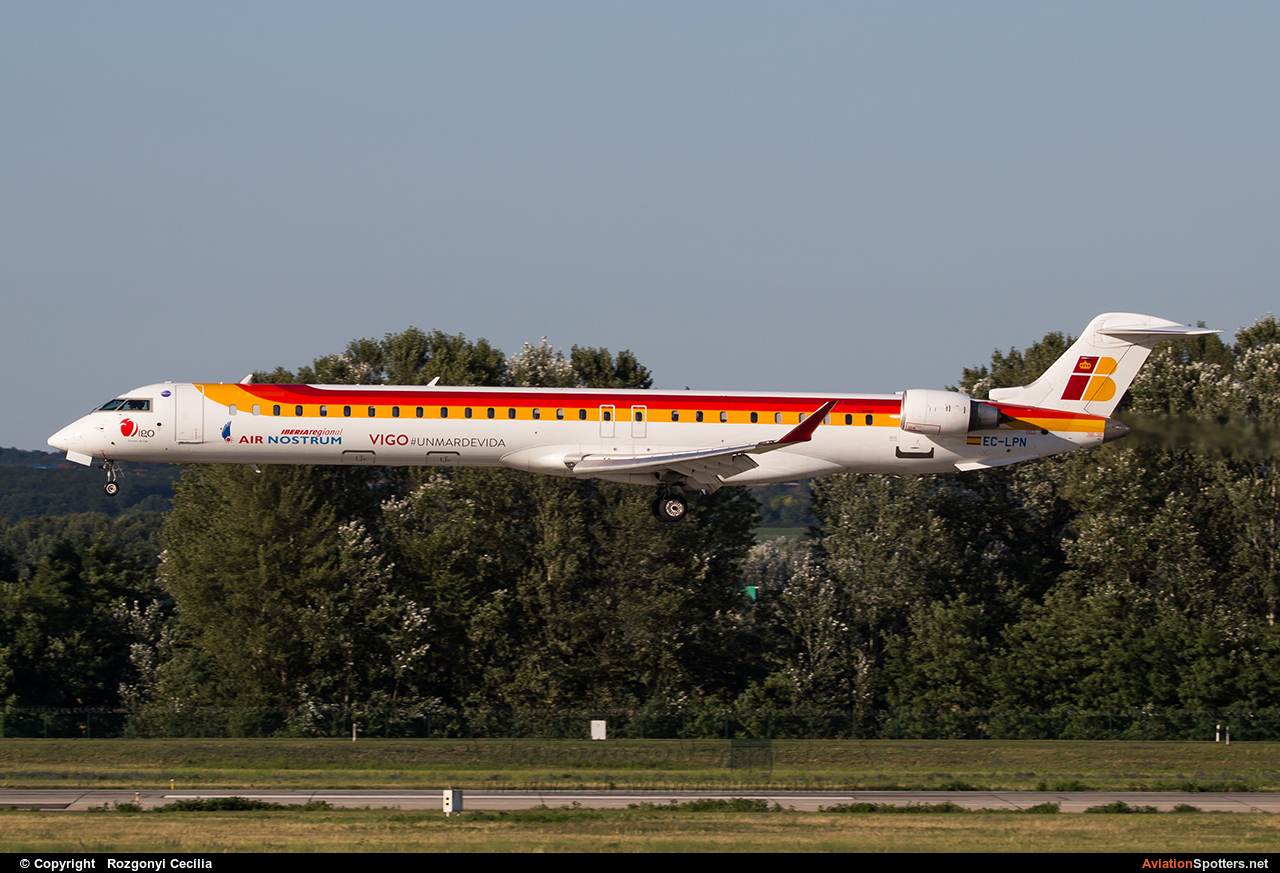 Air Nostrum - Iberia Regional  -  CL-600-2E25 Regional Jet CRJ-1000 NextGen  (EC-LPN) By Rozgonyi Cecília (Rozgonyi Cecília)