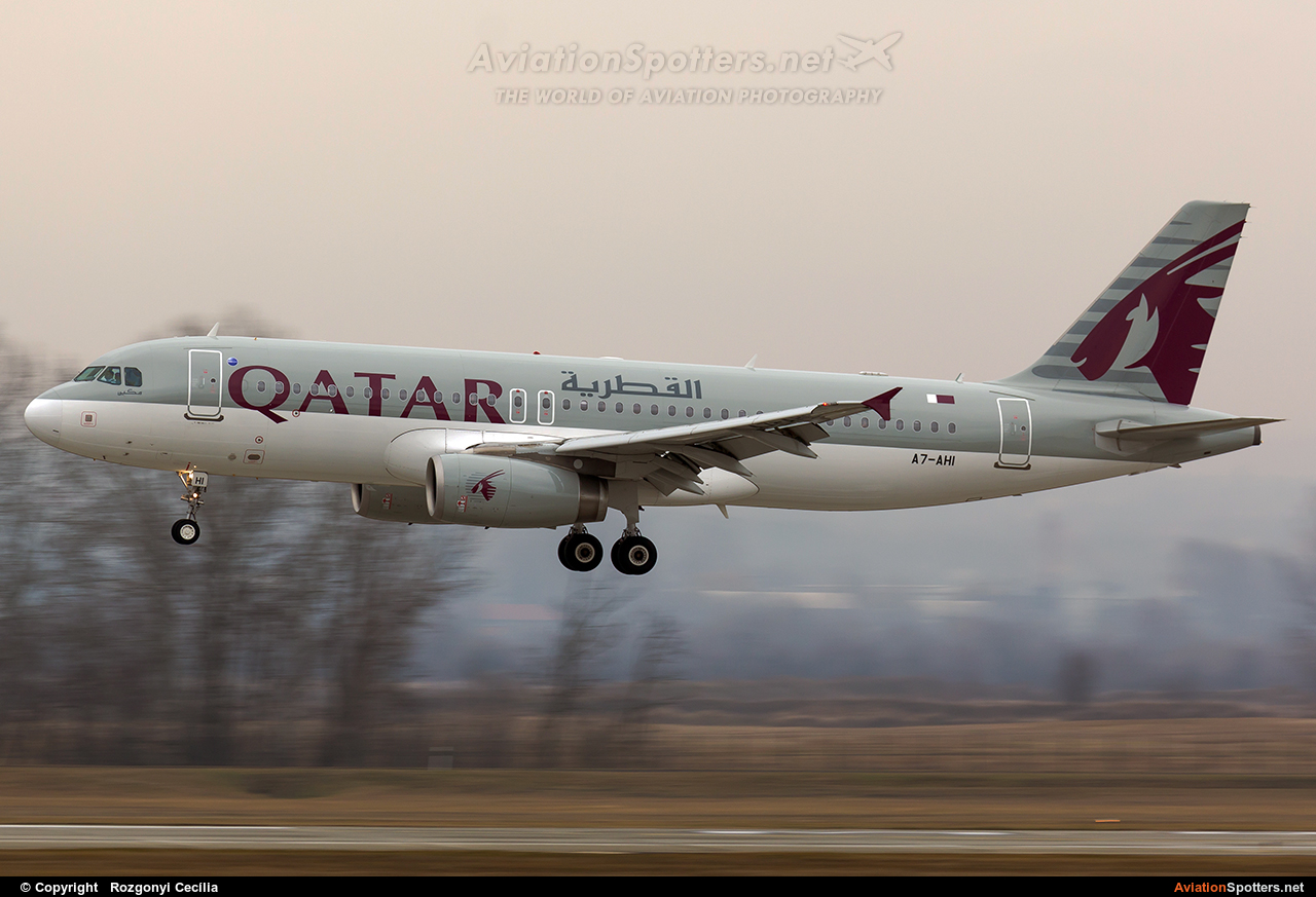 Qatar Airways  -  A320-232  (A7-AHI) By Rozgonyi Cecília (Rozgonyi Cecília)