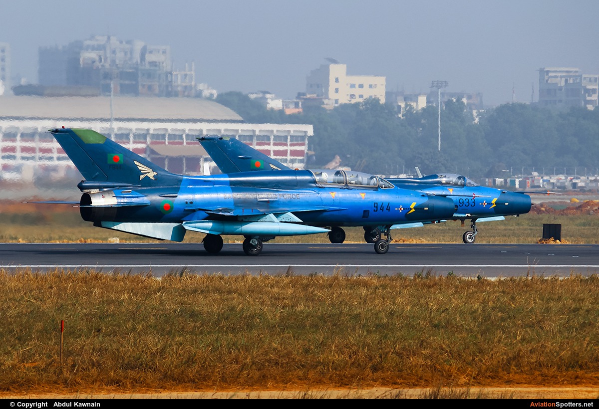Bangladesh - Air Force  -  F-7BG  (F933, F944) By Abdul Kawnain (kashif1504)