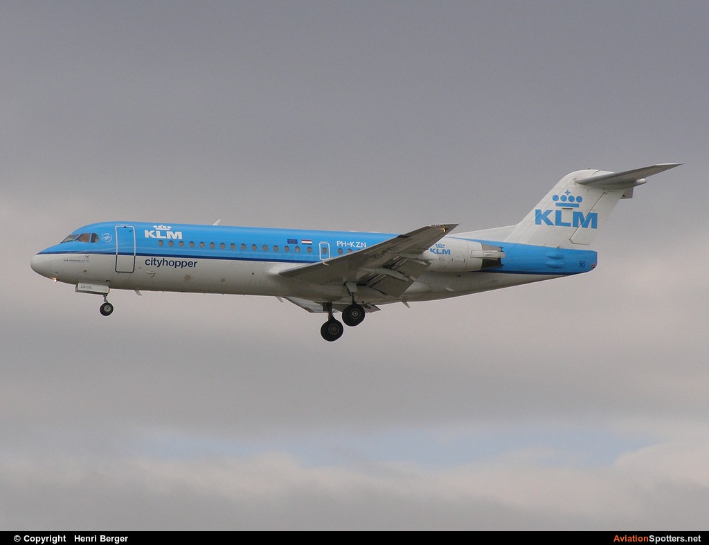 KLM Cityhopper  -  70  (PH-KZN) By Henri Berger (HenriB)